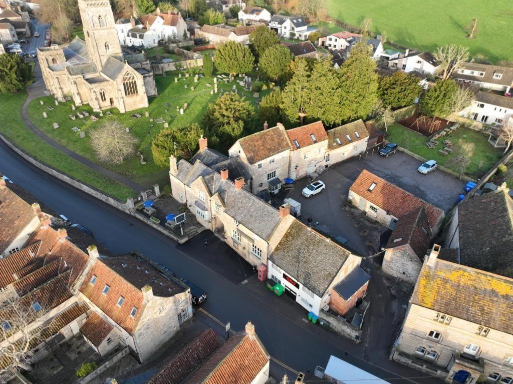 The George Inn Wedmore Esterno foto